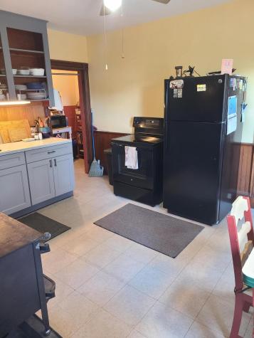 518 Main Street Oxford ME 04270