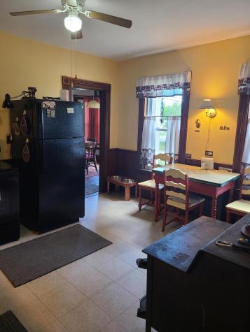 518 Main Street Oxford ME 04270