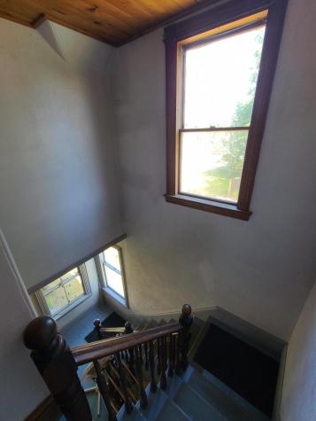 518 Main Street Oxford ME 04270