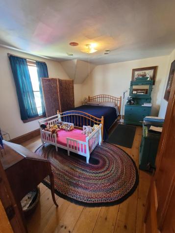 518 Main Street Oxford ME 04270