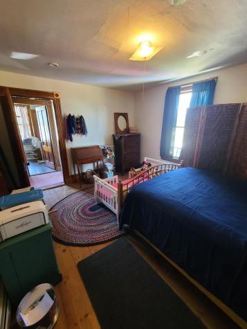 518 Main Street Oxford ME 04270
