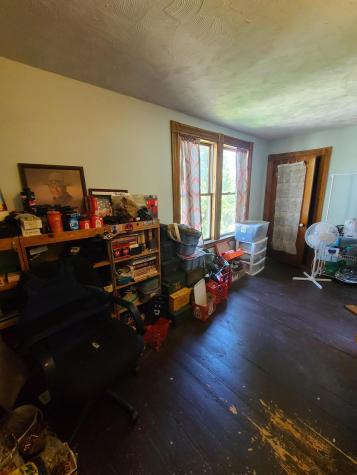 518 Main Street Oxford ME 04270