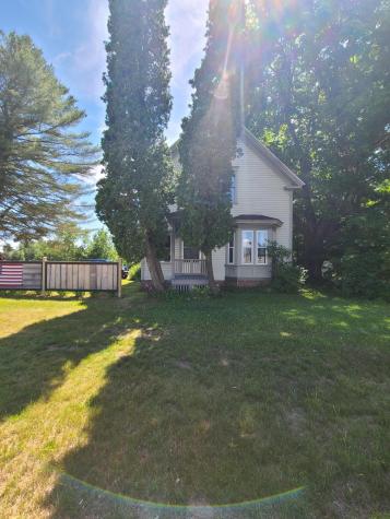 518 Main Street Oxford ME 04270