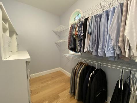 10 Mabel Way Falmouth ME 04105
