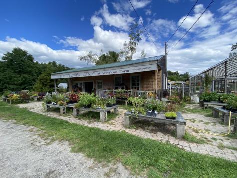 10 Mabel Way Falmouth ME 04105