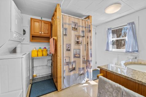 11 Oakland Avenue Portland ME 04108