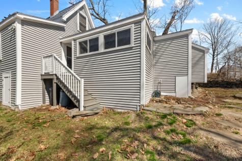 11 Oakland Avenue Portland ME 04108