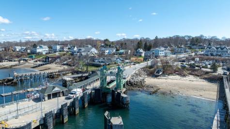 11 Oakland Avenue Portland ME 04108