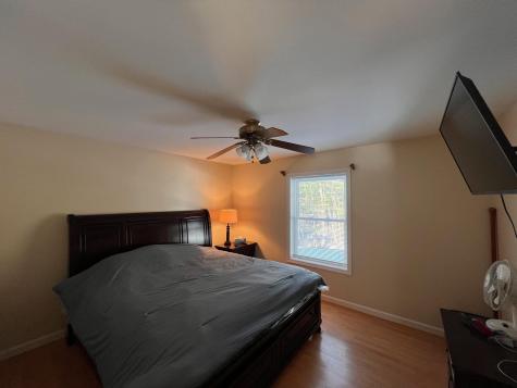 27 Lowmoor Drive Leeds ME 04263