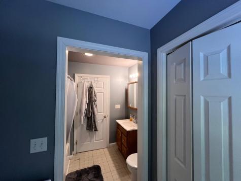 27 Lowmoor Drive Leeds ME 04263