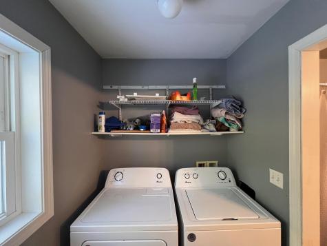 27 Lowmoor Drive Leeds ME 04263