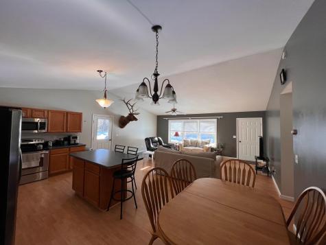 27 Lowmoor Drive Leeds ME 04263