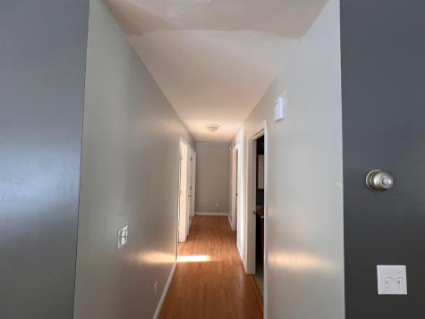 27 Lowmoor Drive Leeds ME 04263