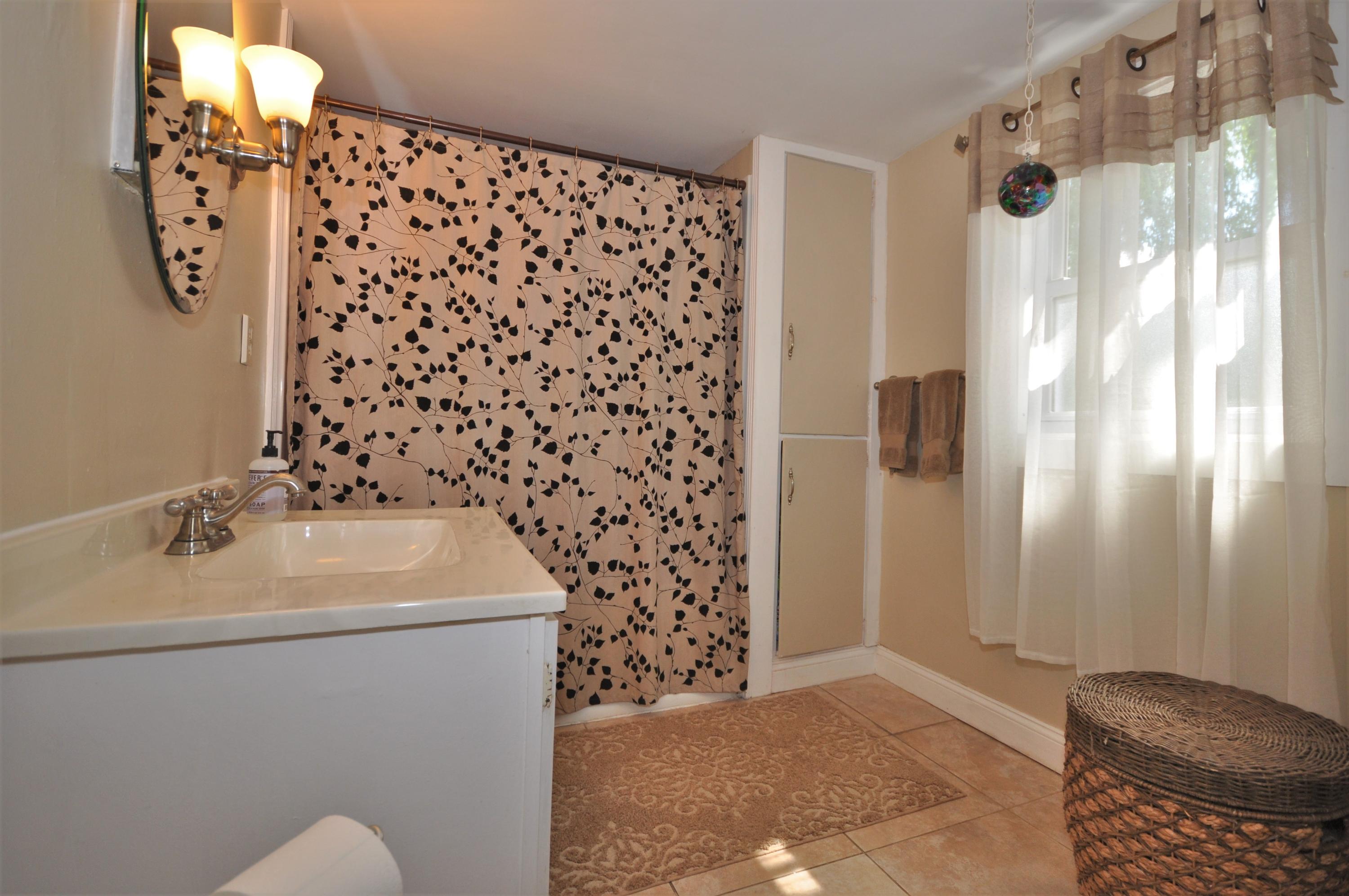 42 Harthorn Avenue Bangor ME 04401