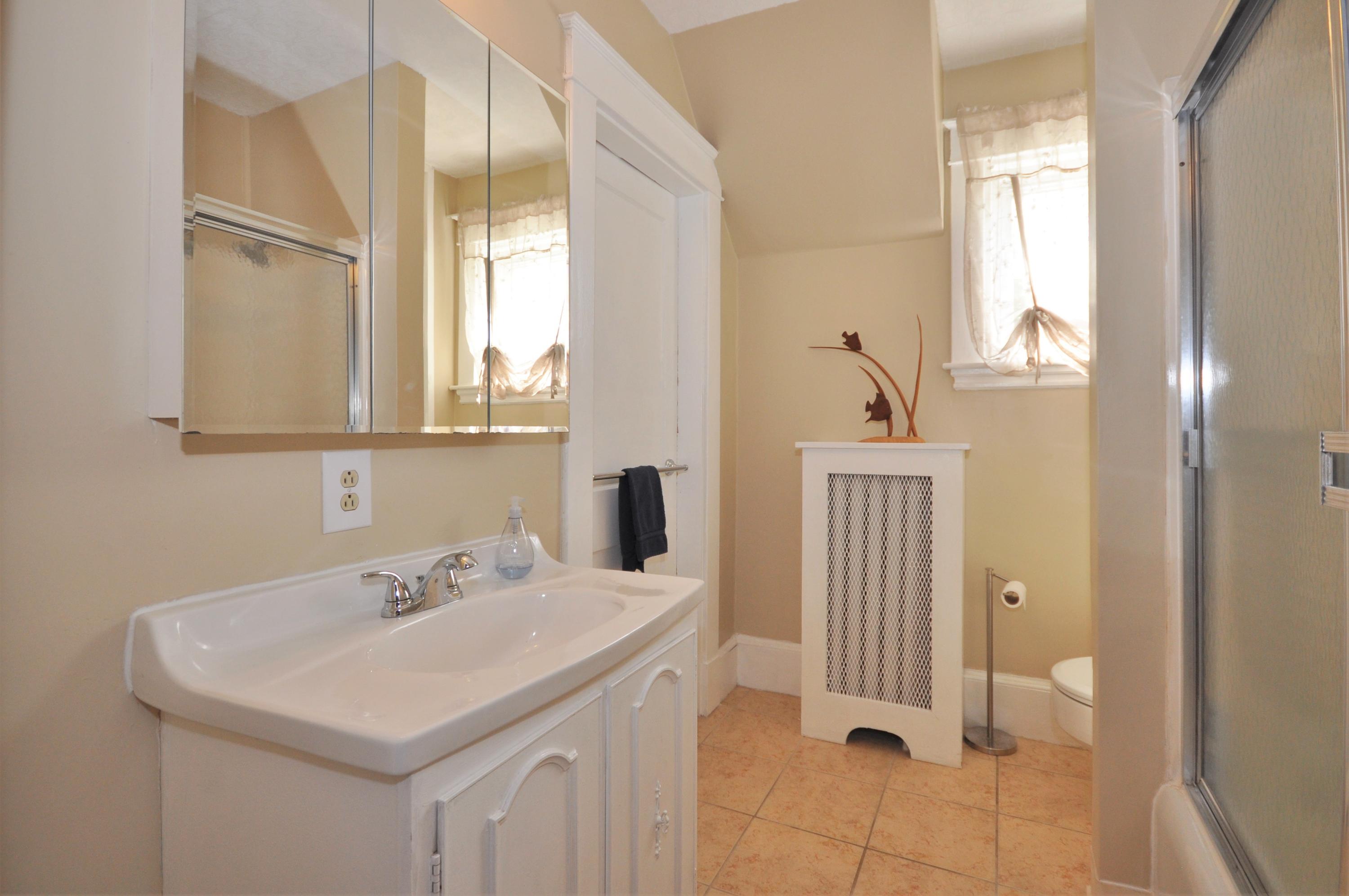 42 Harthorn Avenue Bangor ME 04401