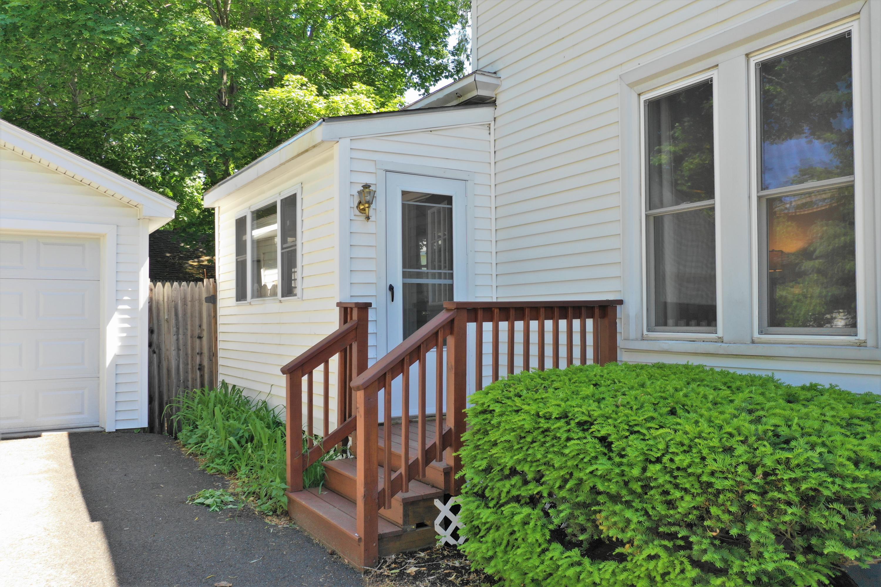 42 Harthorn Avenue Bangor ME 04401