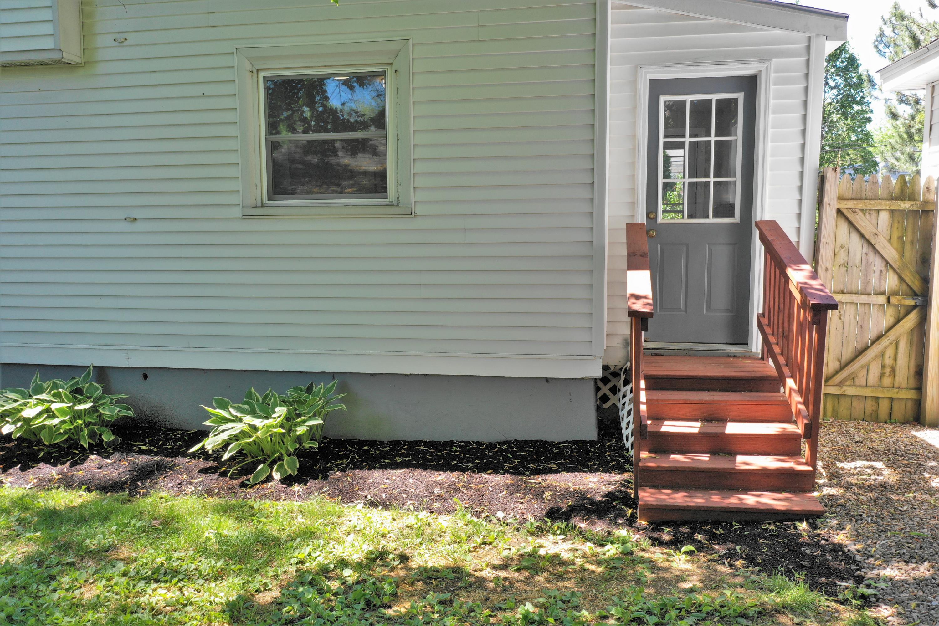 42 Harthorn Avenue Bangor ME 04401