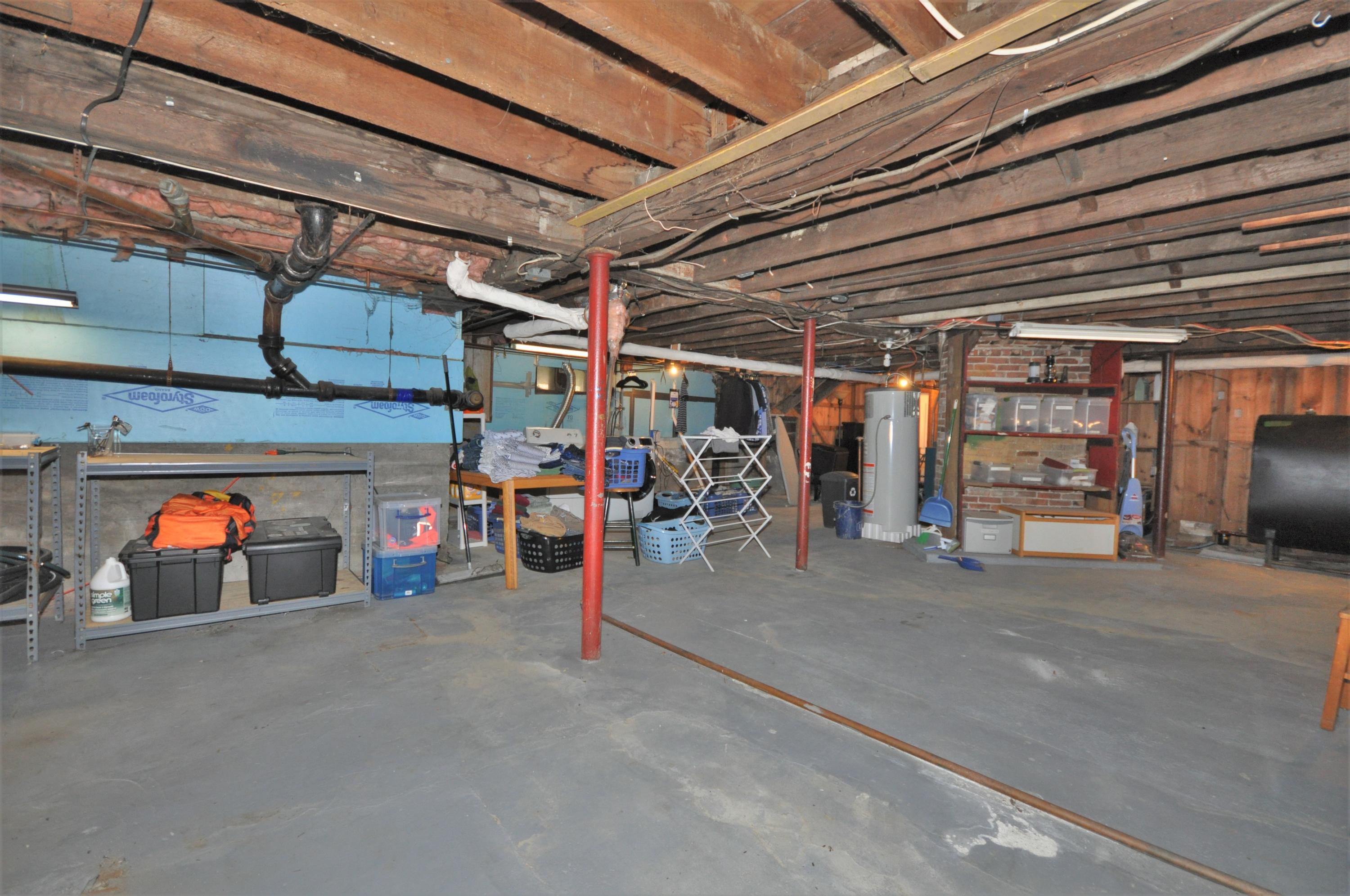 42 Harthorn Avenue Bangor ME 04401