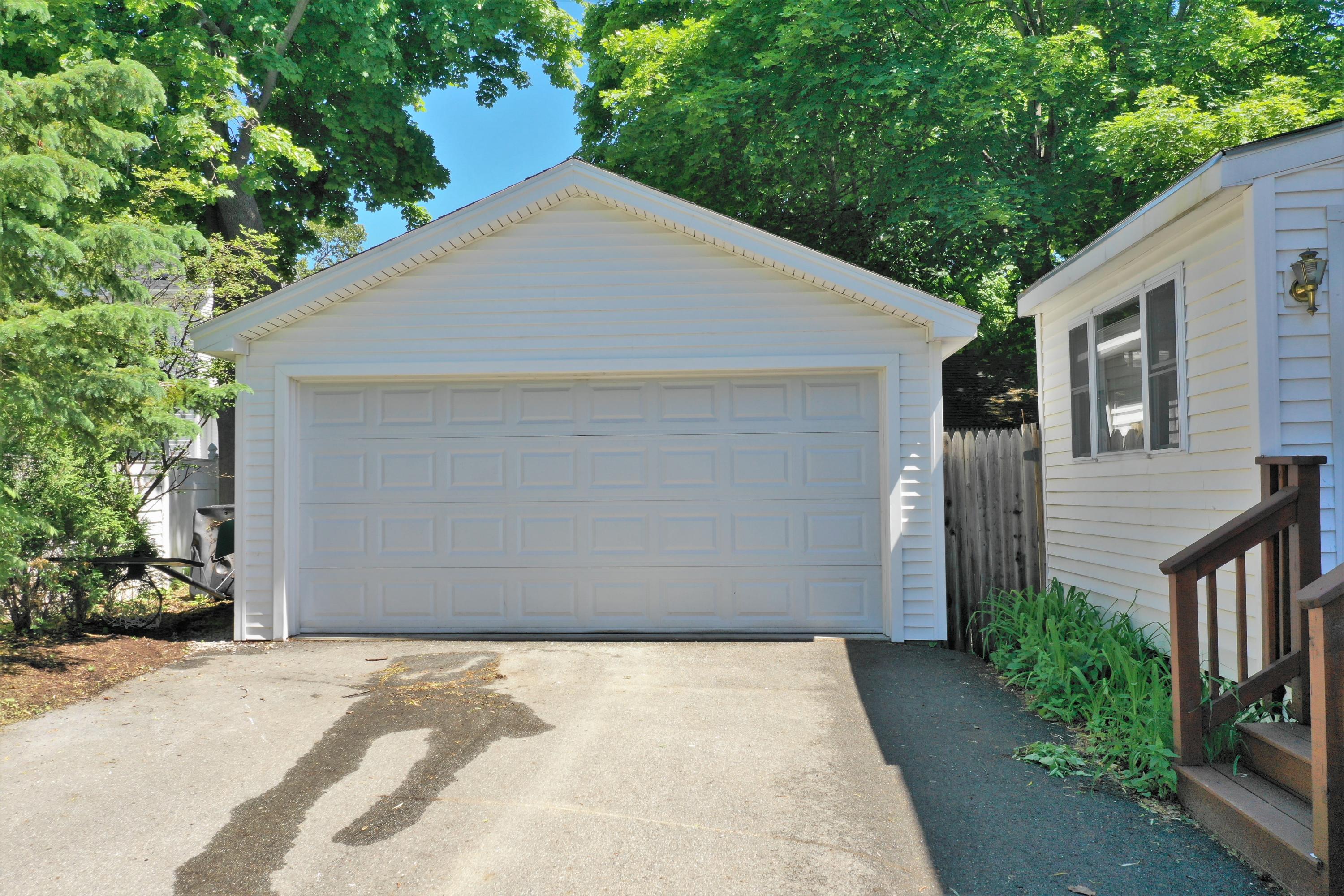 42 Harthorn Avenue Bangor ME 04401