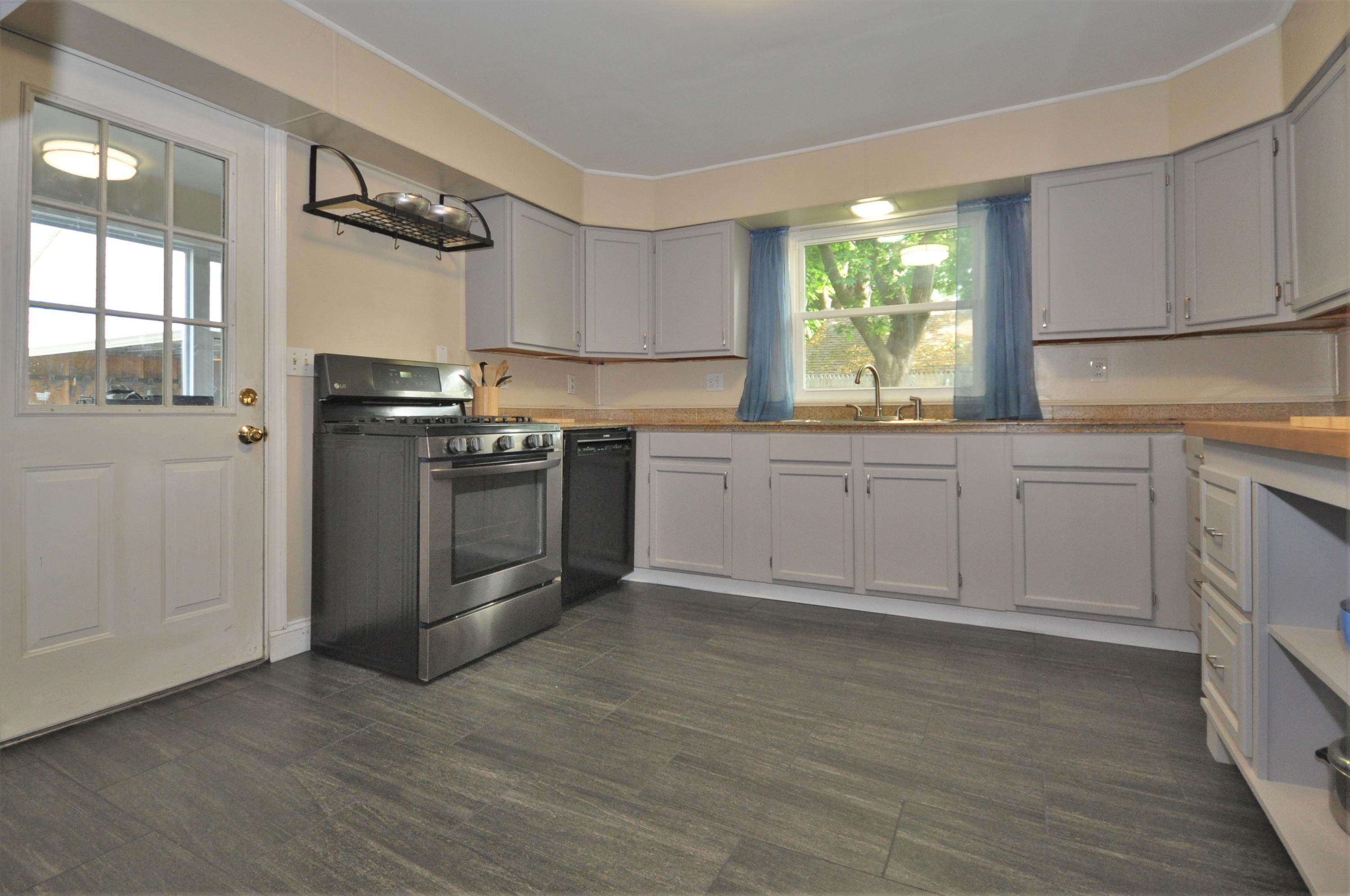 42 Harthorn Avenue Bangor ME 04401