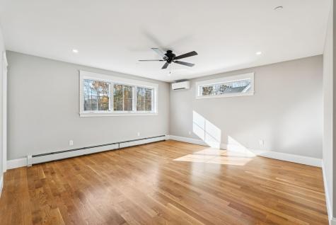 24 Brandy Lane Portland ME 04103