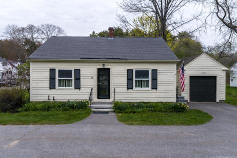 8 Oak Avenue Freeport ME 04032