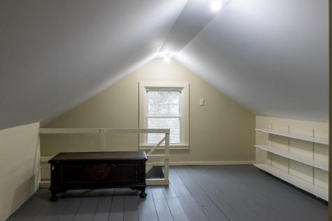 8 Oak Avenue Freeport ME 04032