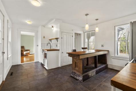 113 Lower Round Pond Road Bristol ME 04539