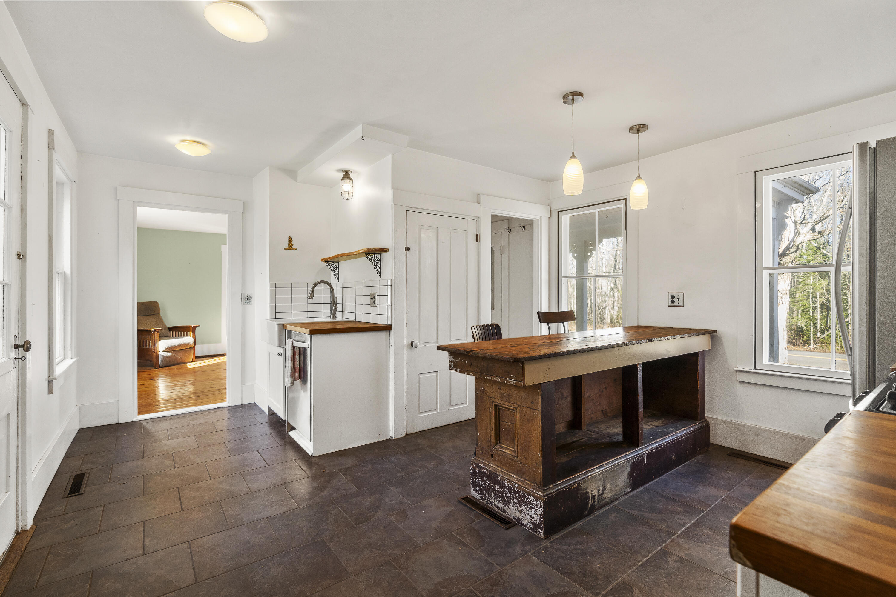 113 Lower Round Pond Road Bristol ME 04539