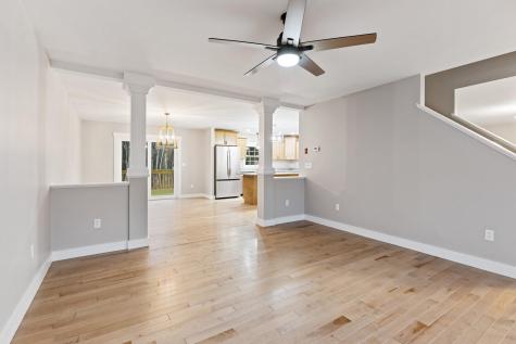 27 Pleasant Road Sidney ME 04330