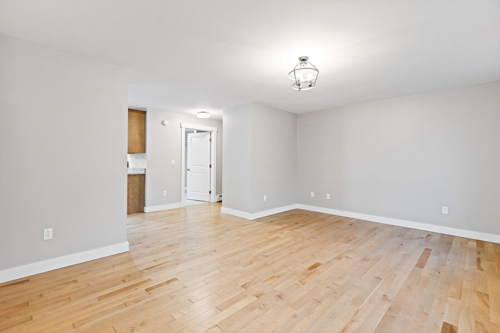 27 Pleasant Road Sidney ME 04330
