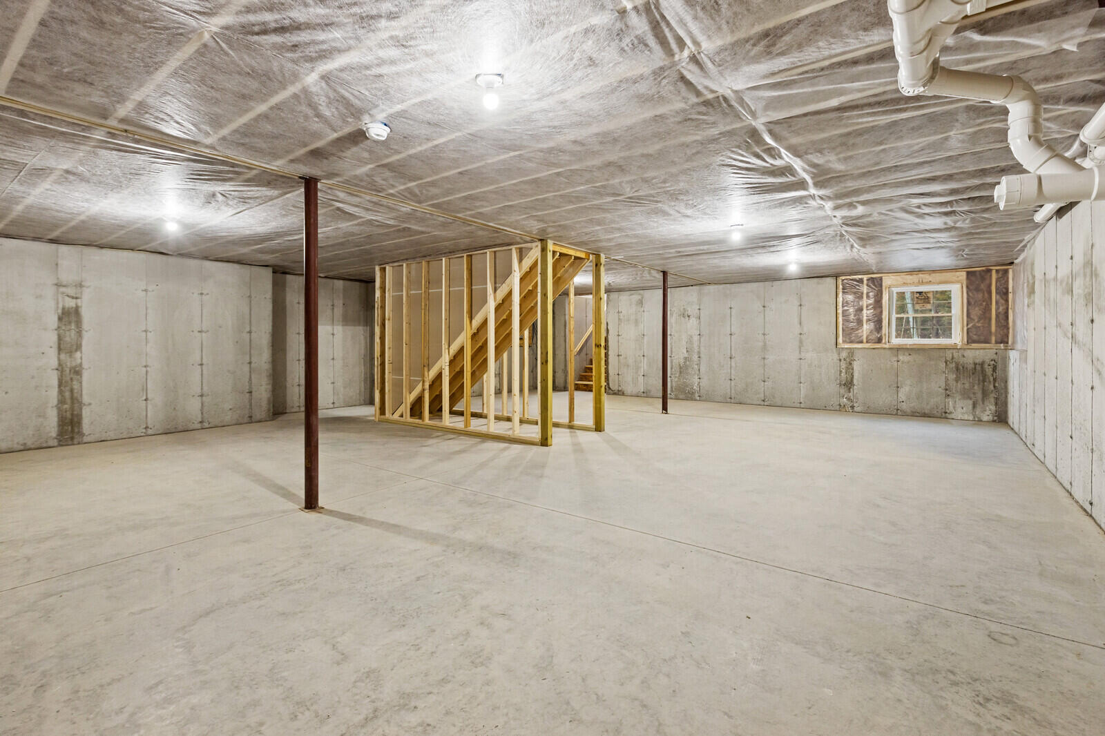 27 Pleasant Road Sidney ME 04330