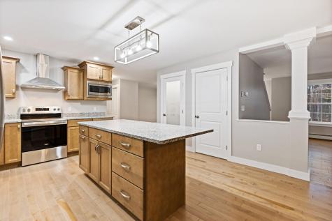27 Pleasant Road Sidney ME 04330