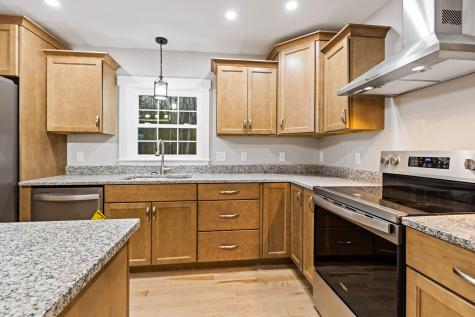 27 Pleasant Road Sidney ME 04330