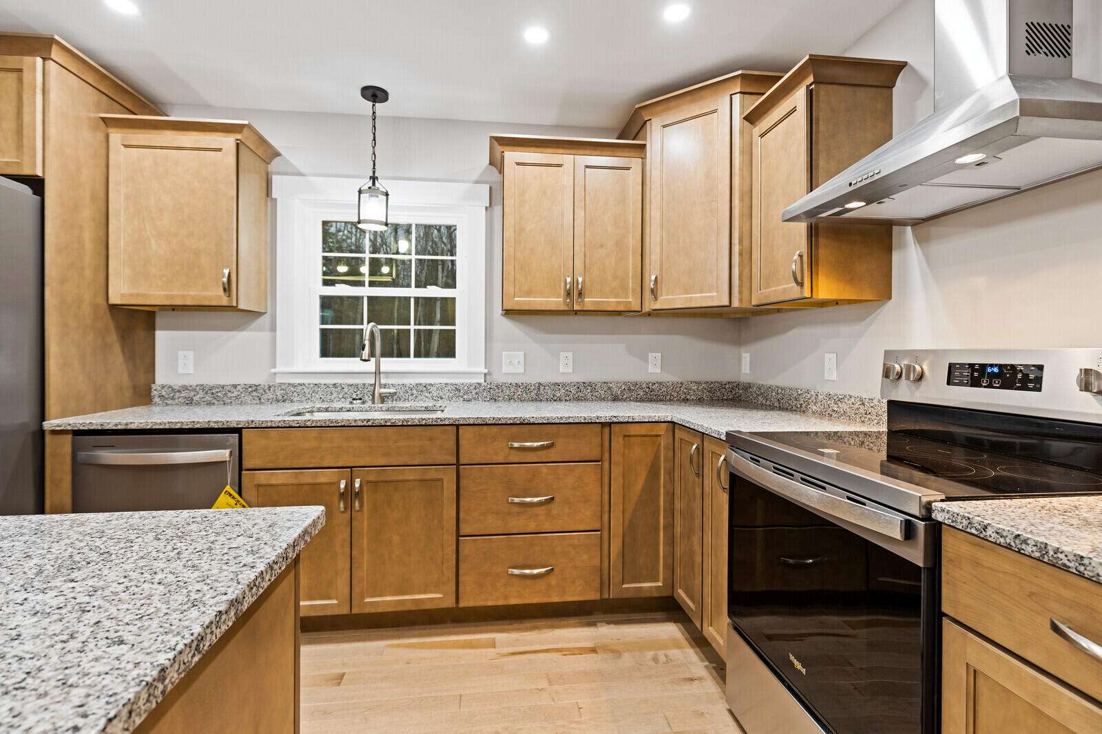 27 Pleasant Road Sidney ME 04330