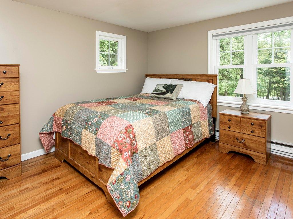 16 Hurricane Road Falmouth ME 04105