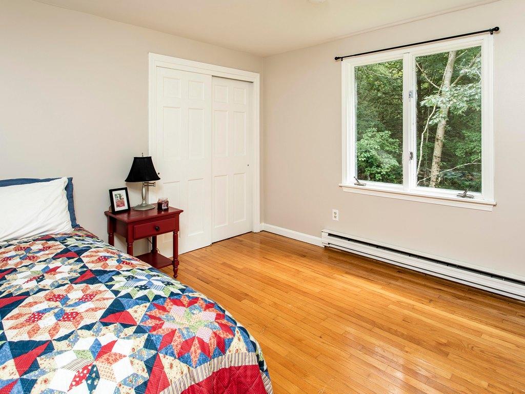 16 Hurricane Road Falmouth ME 04105