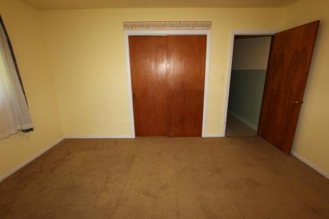 28 Sherbrooke Avenue Lewiston ME 04240