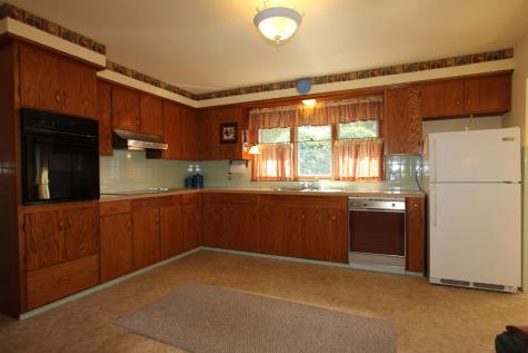 28 Sherbrooke Avenue Lewiston ME 04240