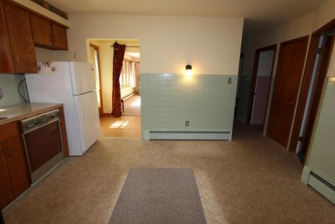 28 Sherbrooke Avenue Lewiston ME 04240