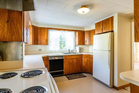 9 Harden Avenue Camden ME 04843