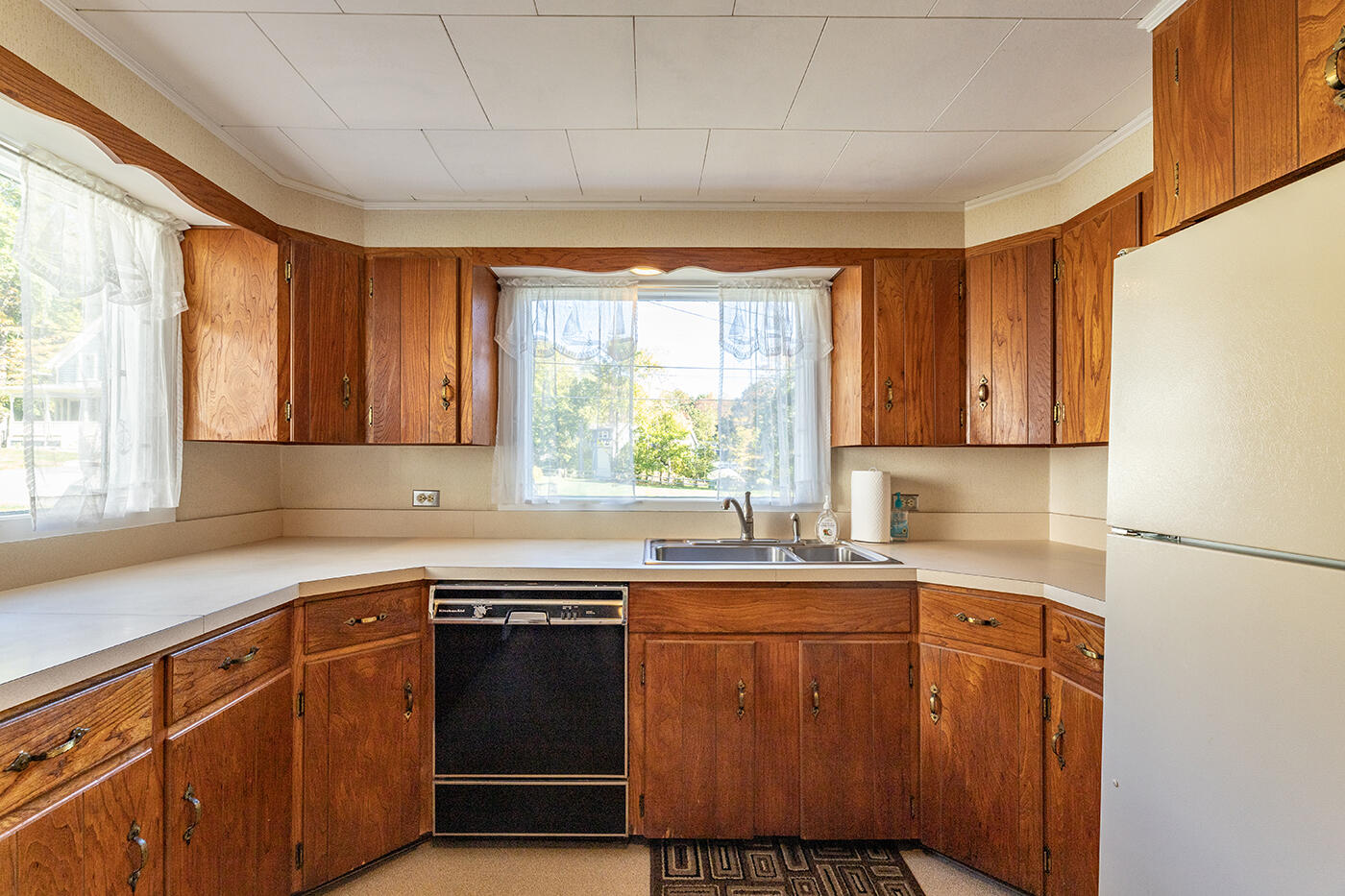 9 Harden Avenue Camden ME 04843