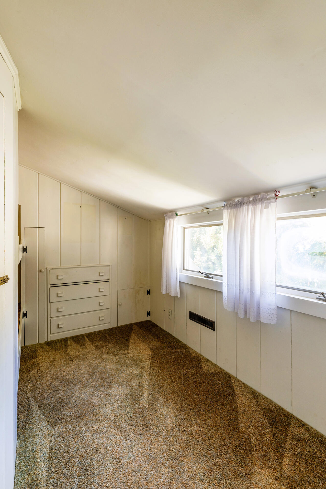 9 Harden Avenue Camden ME 04843