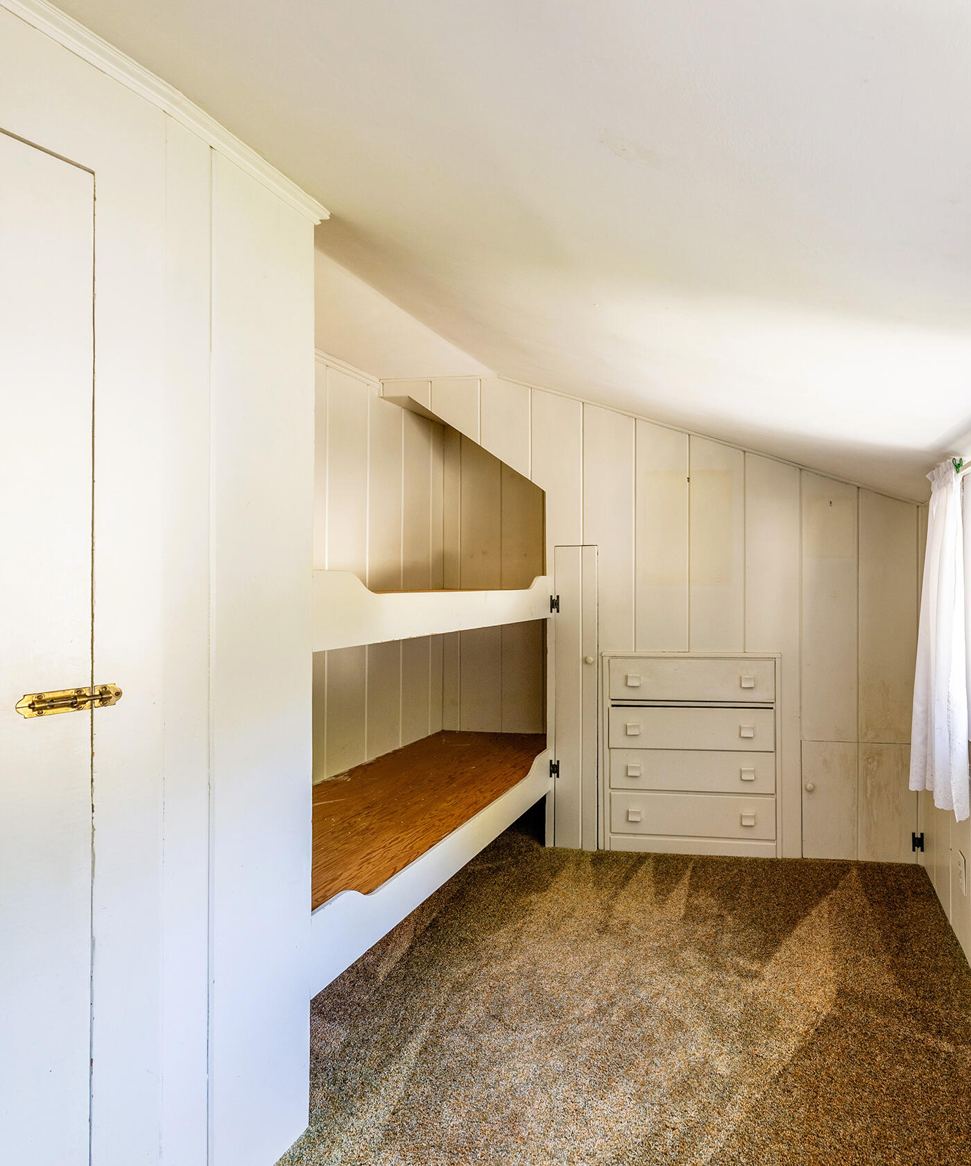 9 Harden Avenue Camden ME 04843