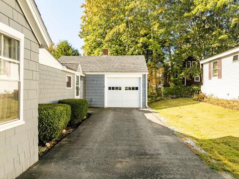 9 Harden Avenue Camden ME 04843