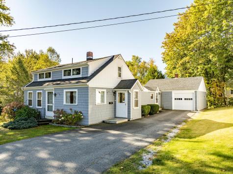 9 Harden Avenue Camden ME 04843