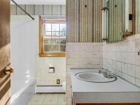 151 Davis Road Farmington ME 04938