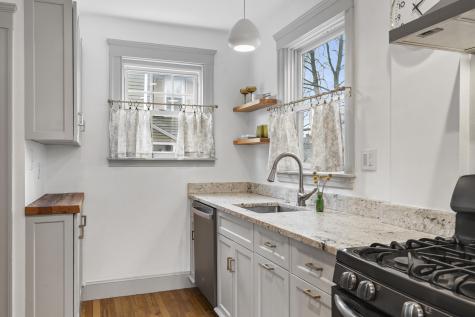 40 Kenilworth Street Portland ME 04102