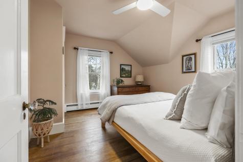 40 Kenilworth Street Portland ME 04102