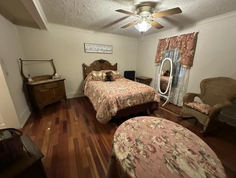 5 Shaw Street Sanford ME 04073